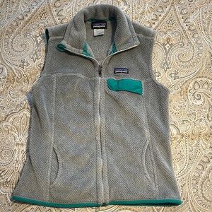 Patagonia Gray Fleece Vest with Teal Trim